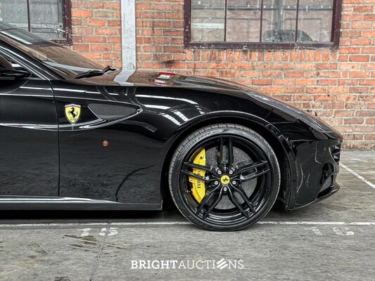 Ferrari FF 6.3 V12 661pk 2012, J-595-JK