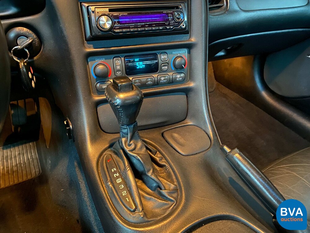 Chevrolet Corvette C55.7 V8 Targa 350 PS 2000.