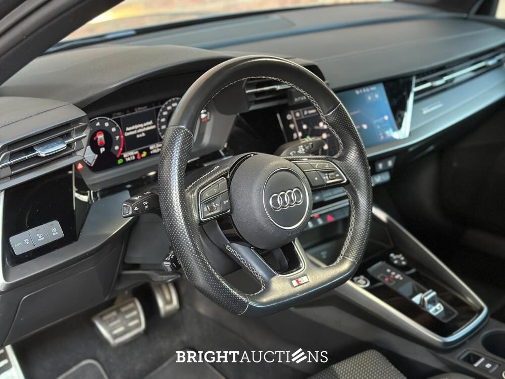 Audi A3 Sportback 35 TFSI S edition 150pk 2020 (origineel-NL), J-090-XS