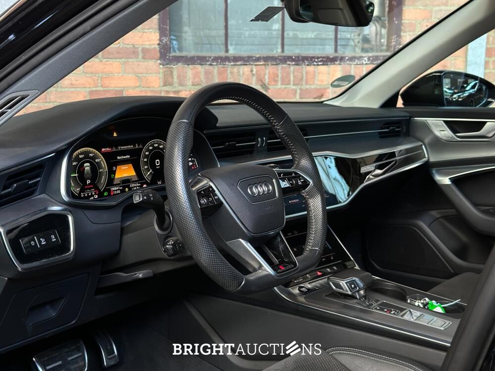 Audi A6 Avant 55 TFSI e quattro Competition 252pk 2021, N-633-FF