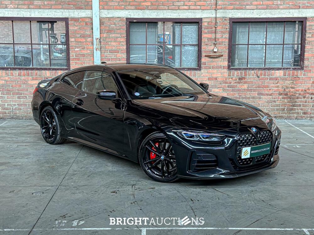 BMW M440i xDrive High Executive Coupe 4-Serie (origineel-NL),374pk 2021, NL-kenteken