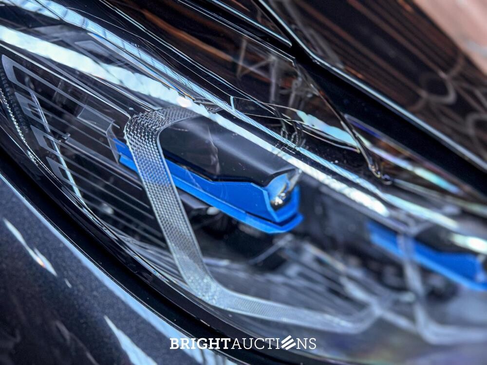 BMW M440i xDrive High Executive Coupe 4-Serie (origineel-NL),374pk 2021, NL-kenteken