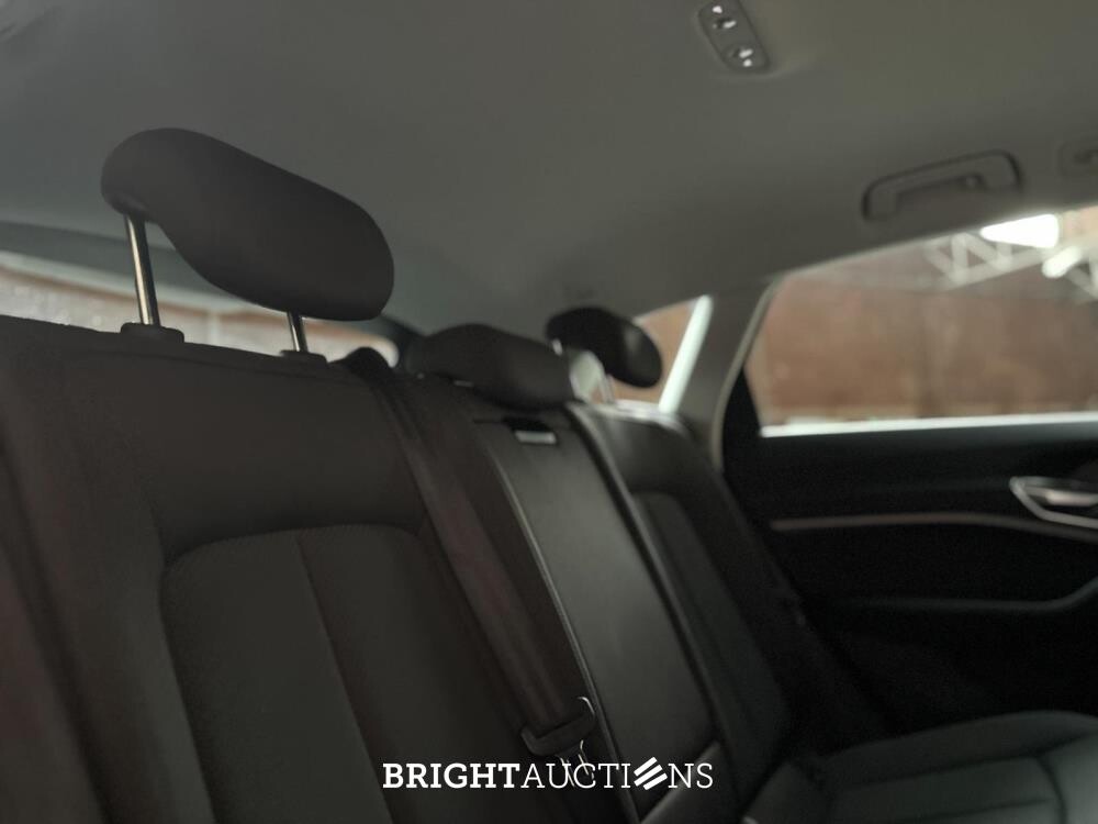 Audi E-tron 50 quattro Business edition 71 kWh 313pk 2020 (Origineel-NL+1e eigenaar), K-238-JJ