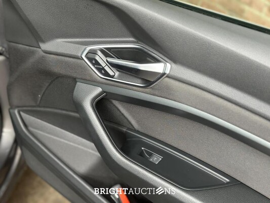 Audi E-tron 50 quattro Business edition 71 kWh 313pk 2020 (Origineel-NL+1e eigenaar), K-238-JJ