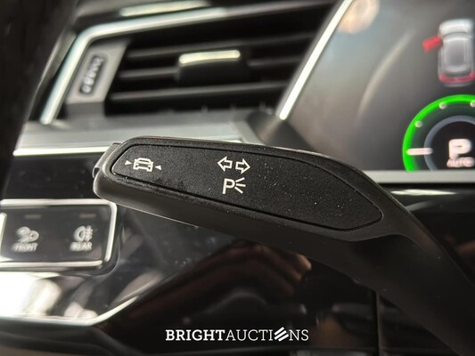 Audi E-tron 50 quattro Business edition 71 kWh 313pk 2020 (Origineel-NL+1e eigenaar), K-238-JJ