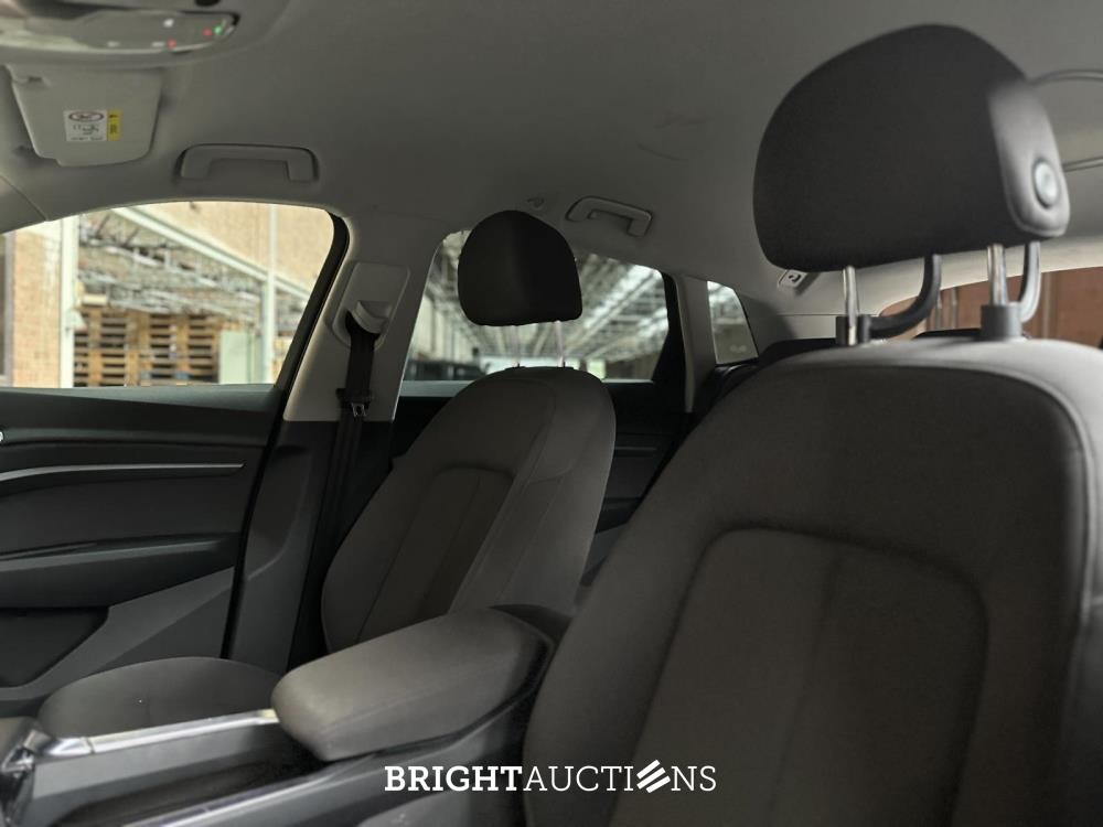 Audi E-tron 50 Quattro edition 71kWh 313pk 2020 (origineel-NL+ 1e eigenaar), J-109-NJ