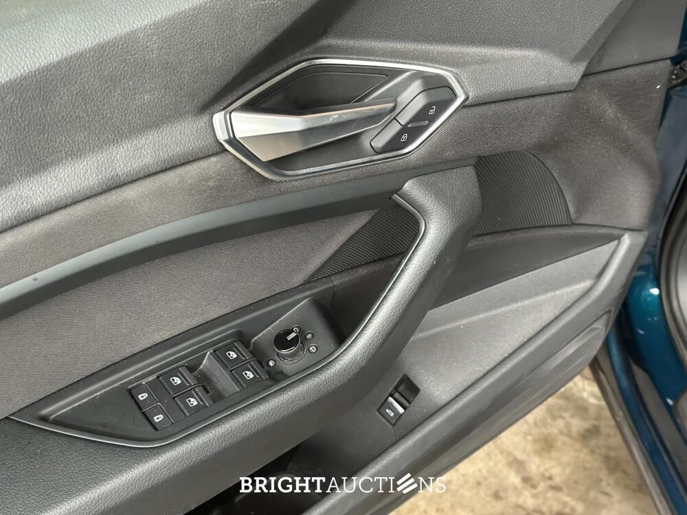 Audi E-tron Sportback 50 quattro edition 71 kWh 313pk 2020 (Origineel-NL), K-130-HS