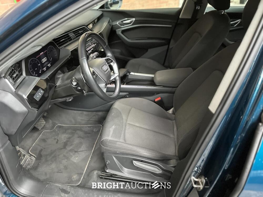 Audi E-tron Sportback 50 quattro edition 71 kWh 313pk 2020 (Origineel-NL), K-130-HS