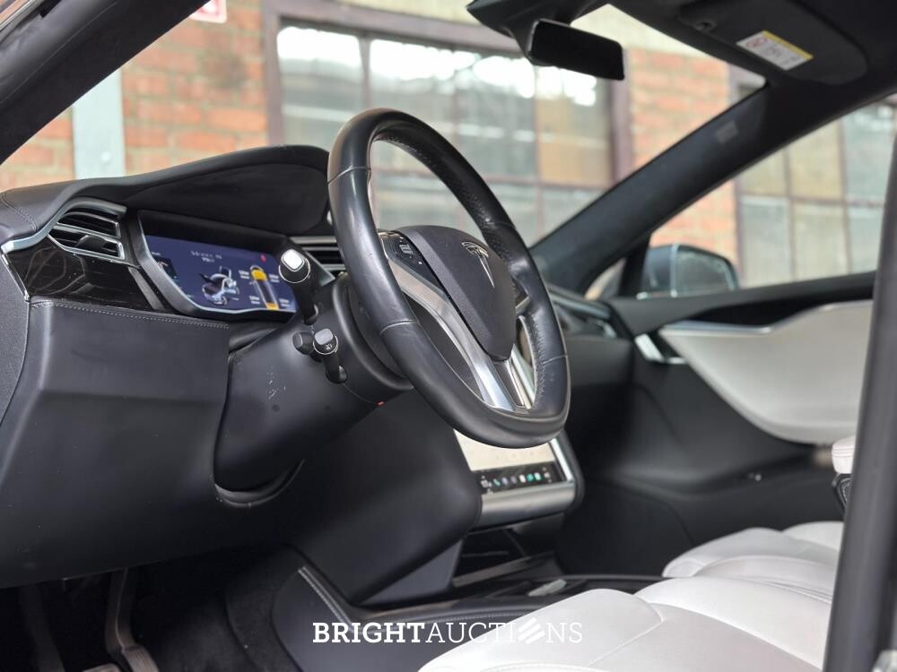 Tesla Model S 75D Base 333pk 2018 (Origineel-NL), RZ-401-J