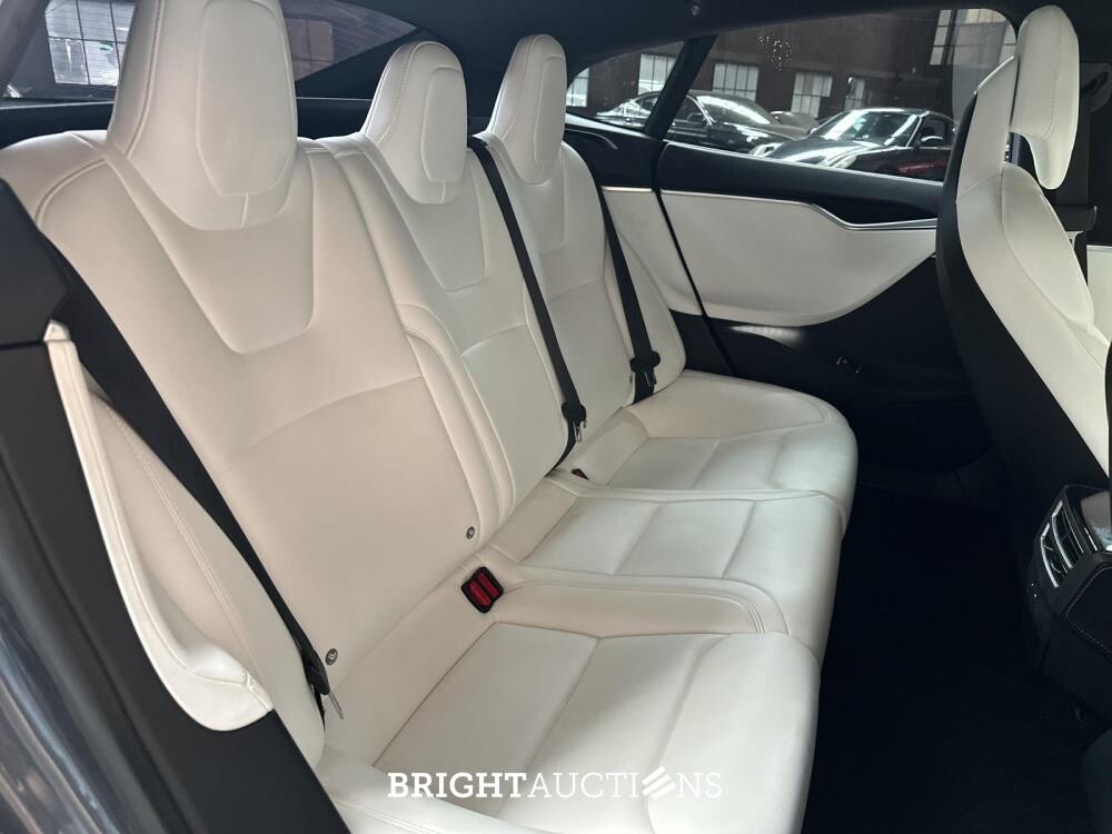 Tesla Model S 75D Base 333pk 2018 (Origineel-NL), RZ-401-J