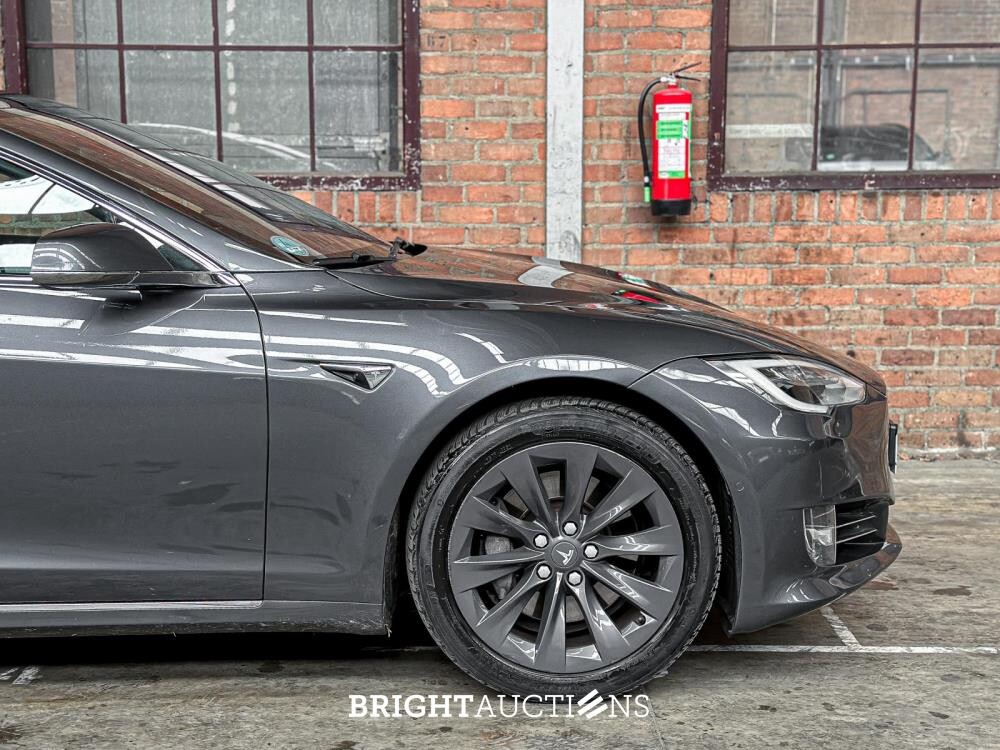 Tesla Model S 75D Base 333pk 2018 (Origineel-NL), RZ-401-J