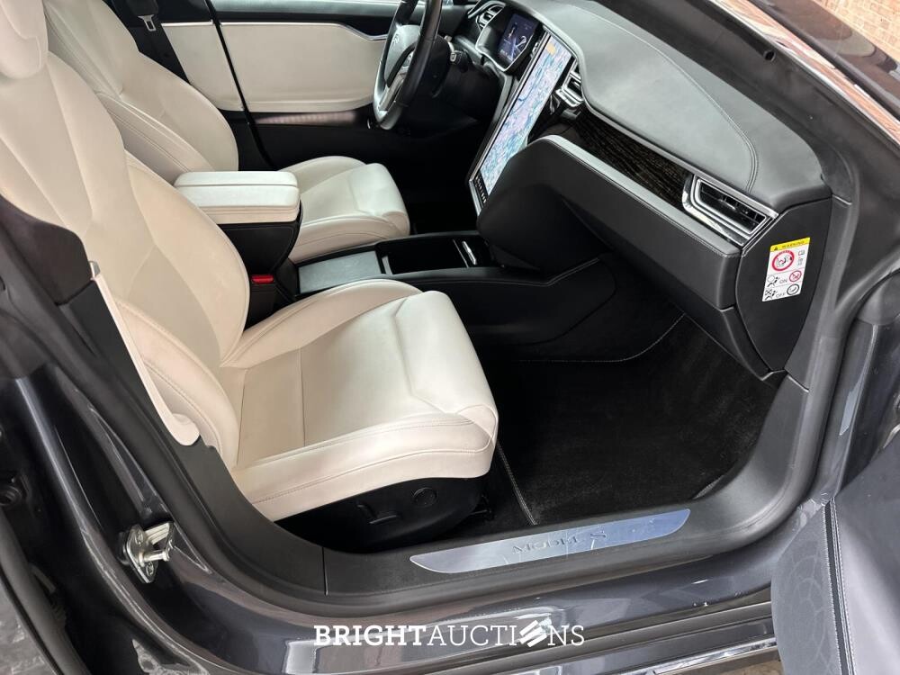 Tesla Model S 75D Base 333pk 2018 (Origineel-NL), RZ-401-J