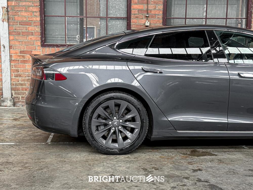 Tesla Model S 75D Base 333pk 2018 (Origineel-NL), RZ-401-J