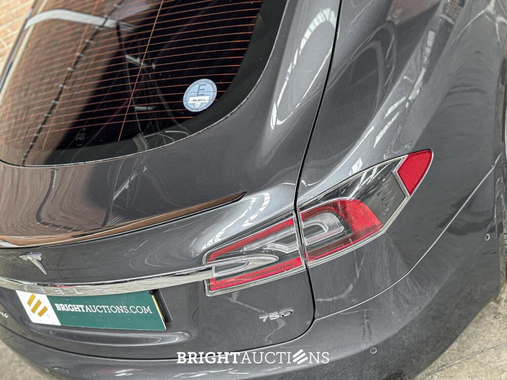 Tesla Model S 75D Base 333pk 2018 (Origineel-NL), RZ-401-J