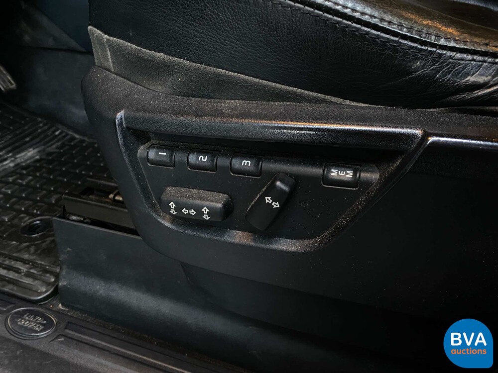 Land Rover Discovery 4.4 V8 HSE 7-Persoons Youngtimer 2006, P-182-HF