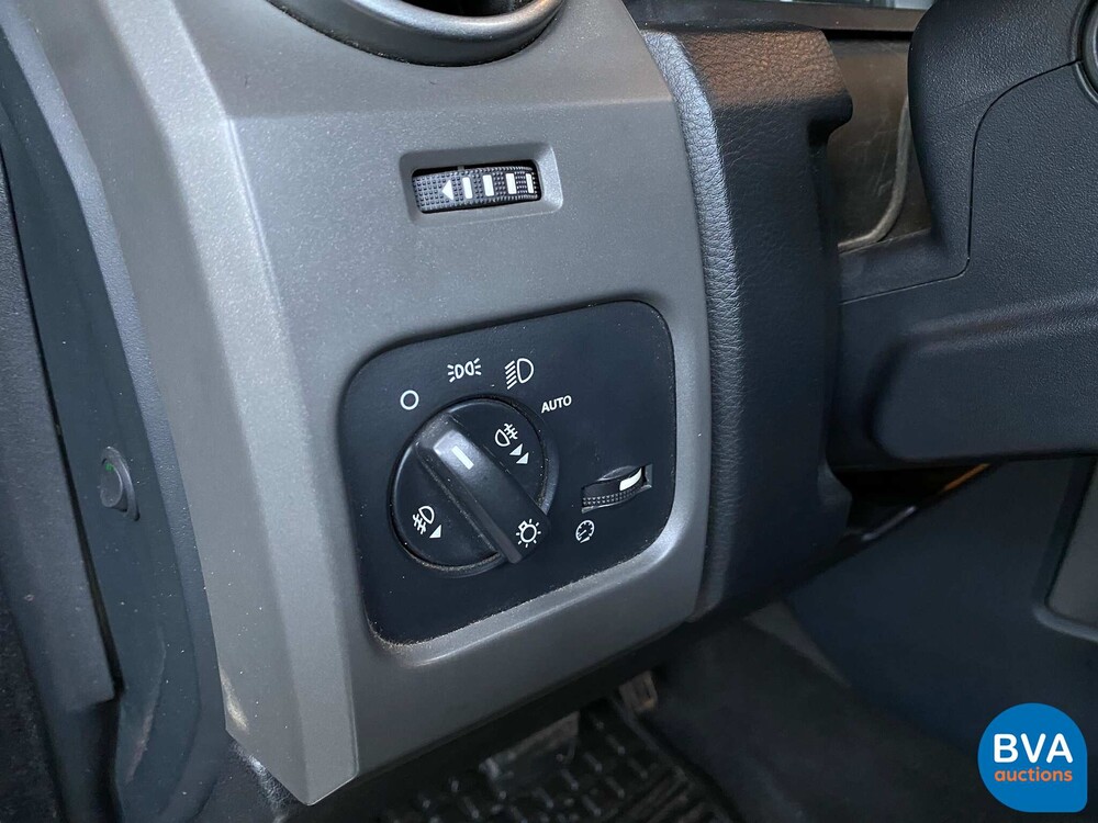 Land Rover Discovery 4.4 V8 HSE 7-Persoons Youngtimer 2006, P-182-HF
