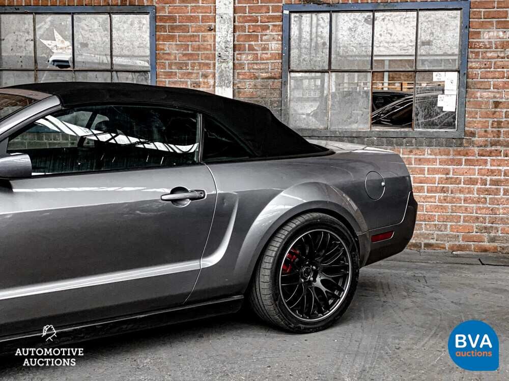 Ford Mustang Cabrio Deluxe 4.0 V6 205 PS 2006, TV-304-D.