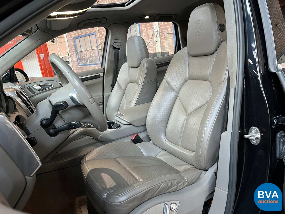 Porsche Cayenne 4.8 Turbo 500 PS 2010, RZ-707-X.