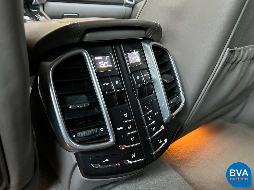 Porsche Cayenne 4.8 Turbo 500 PS 2010, RZ-707-X.