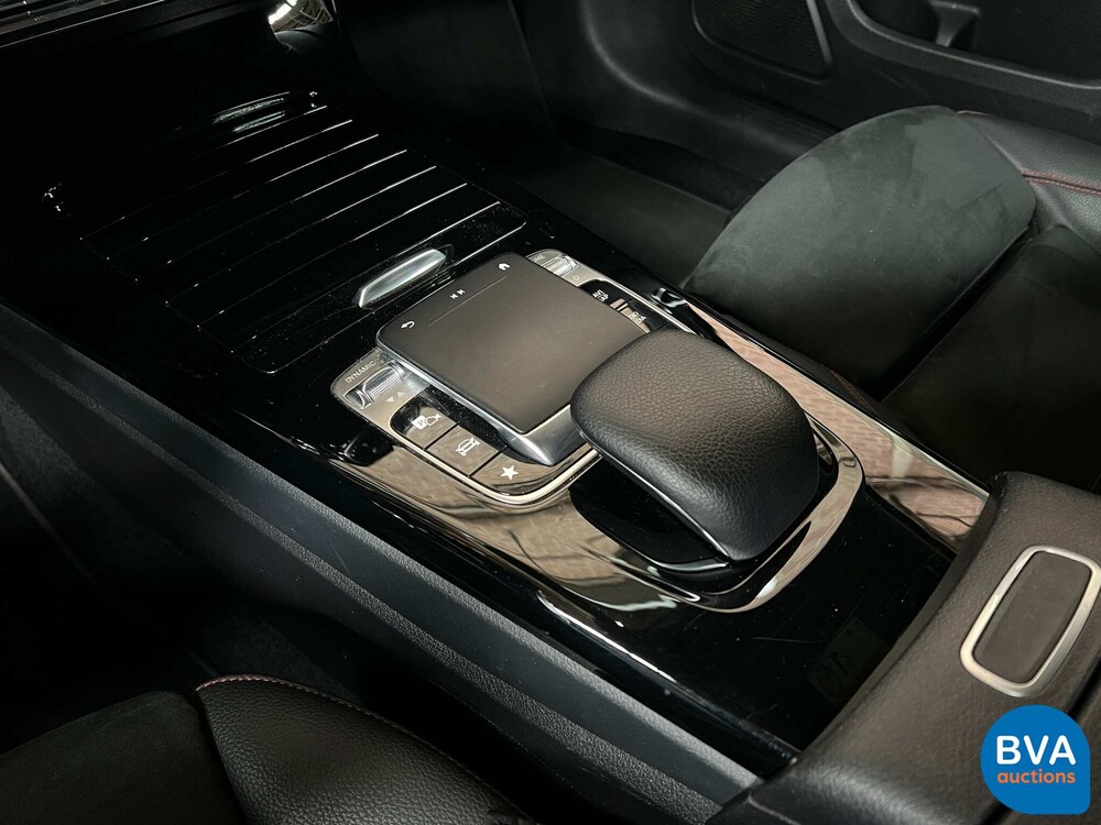 Mercedes-Benz A180d AMG Launch Edition A-Klasse 116PS 2019, H-855-XK.