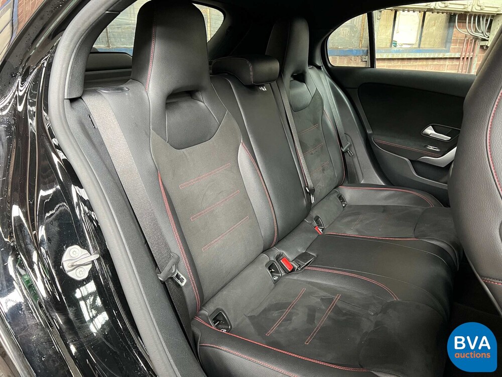 Mercedes-Benz A180d AMG Launch Edition A-Klasse 116PS 2019, H-855-XK.