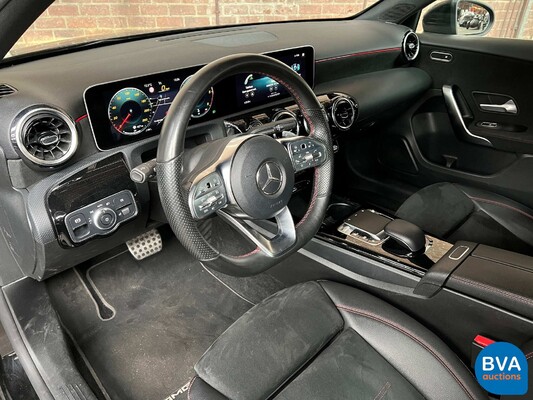 Mercedes-Benz A180d AMG Launch Edition A-Klasse 116PS 2019, H-855-XK.