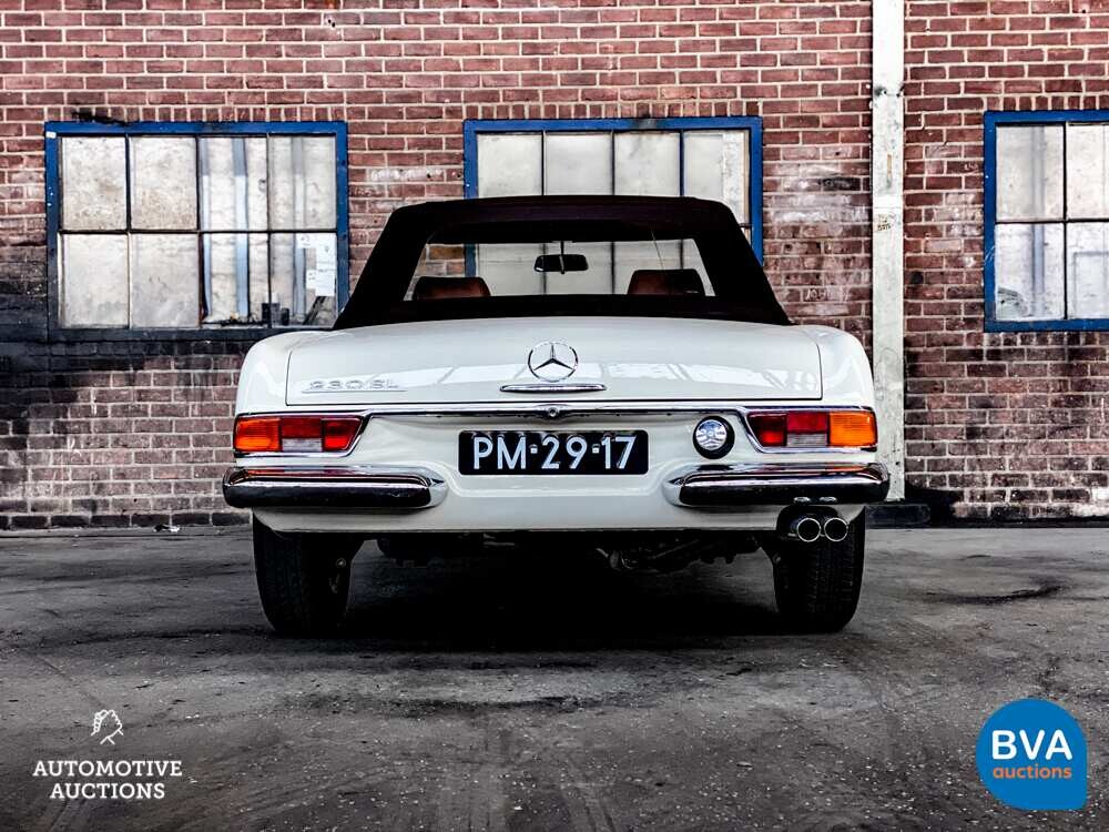 Mercedes-Benz 230 SL Pagode 170PS 1965, PM-29-17.