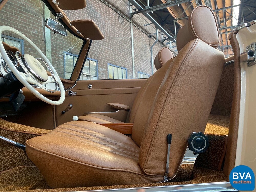 Mercedes-Benz 230 SL Pagode 170PS 1965, PM-29-17.