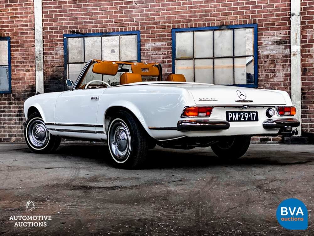Mercedes-Benz 230 SL Pagode 170PS 1965, PM-29-17.