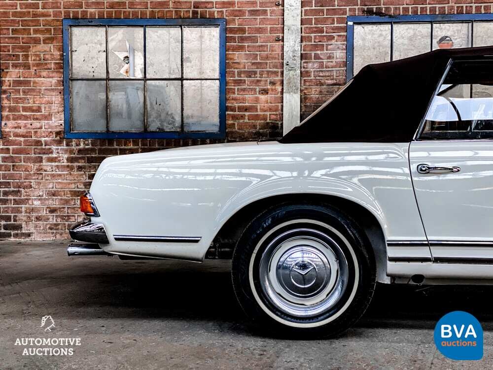 Mercedes-Benz 230 SL Pagode 170PS 1965, PM-29-17.