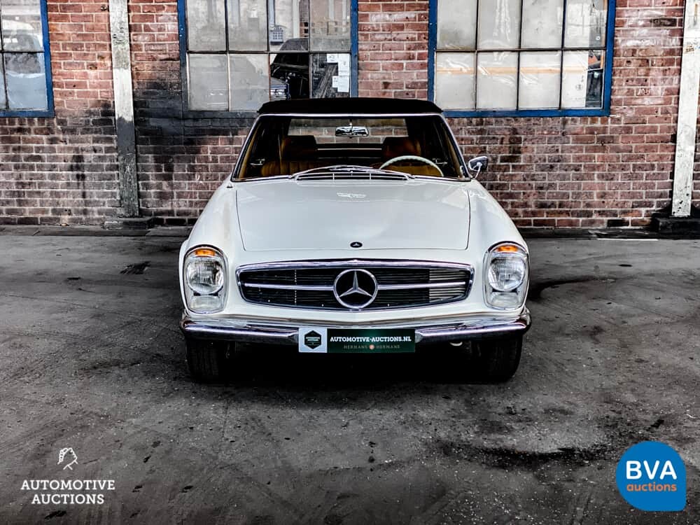 Mercedes-Benz 230 SL Pagode 170PS 1965, PM-29-17.