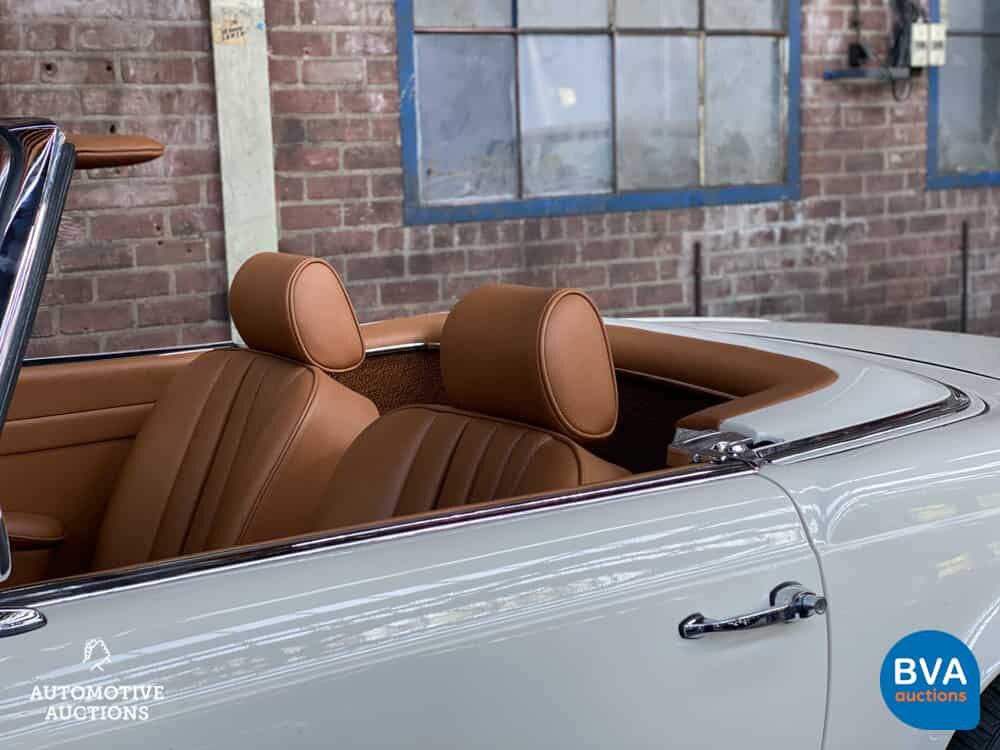 Mercedes-Benz 230 SL Pagode 170PS 1965, PM-29-17.
