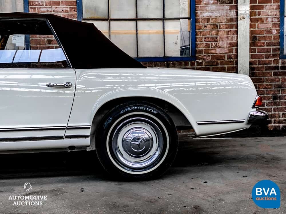 Mercedes-Benz 230 SL Pagode 170PS 1965, PM-29-17.