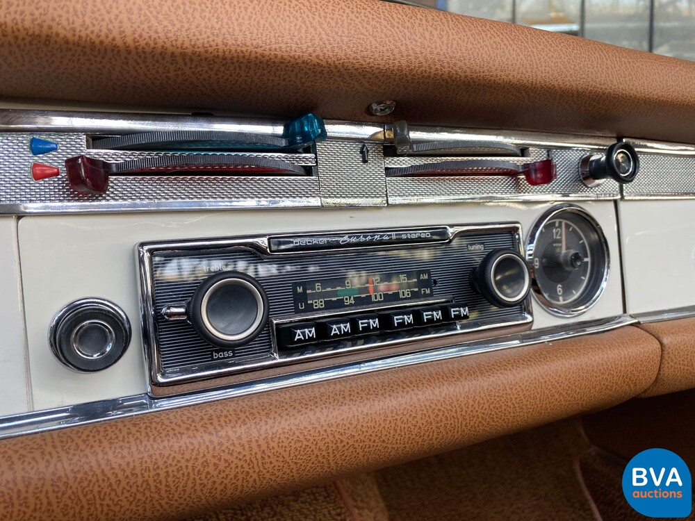 Mercedes-Benz 230 SL Pagode 170PS 1965, PM-29-17.