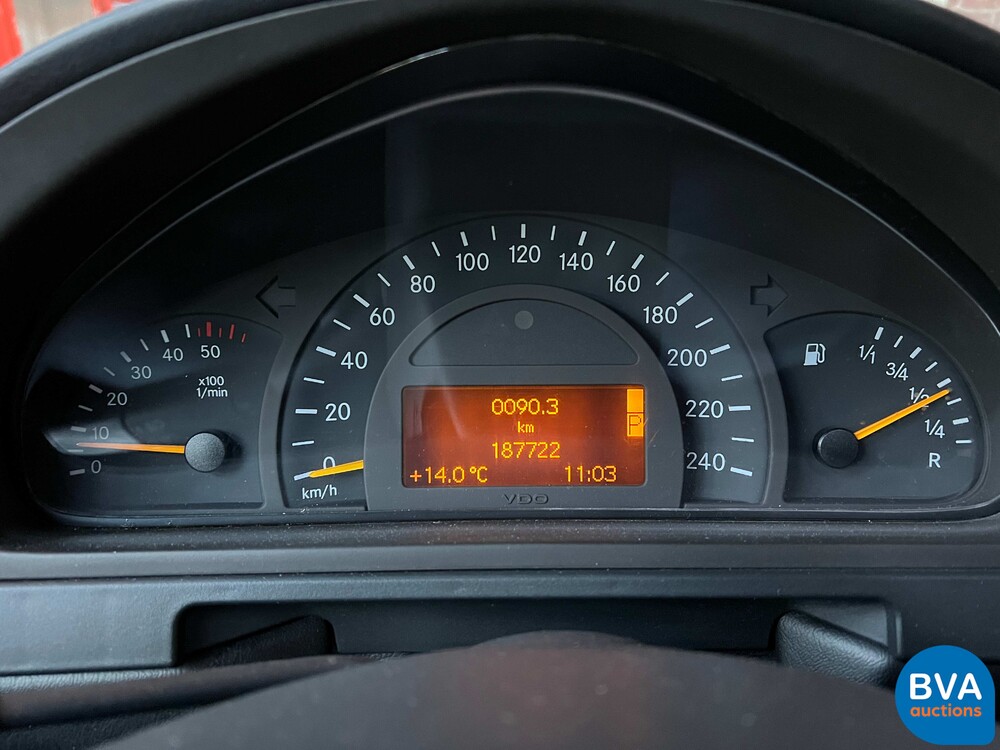 2003 Mercedes-Benz G400 Long CDI 7-Personen-G-Klasse 250 PS.