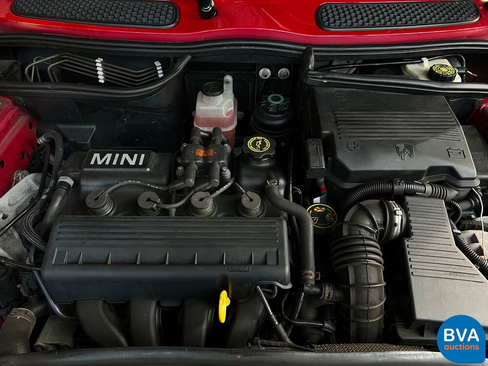 Mini Cabrio 1.6 Cooper Chili 116pk 2004 -Org. NL-, 87-PP-LN.