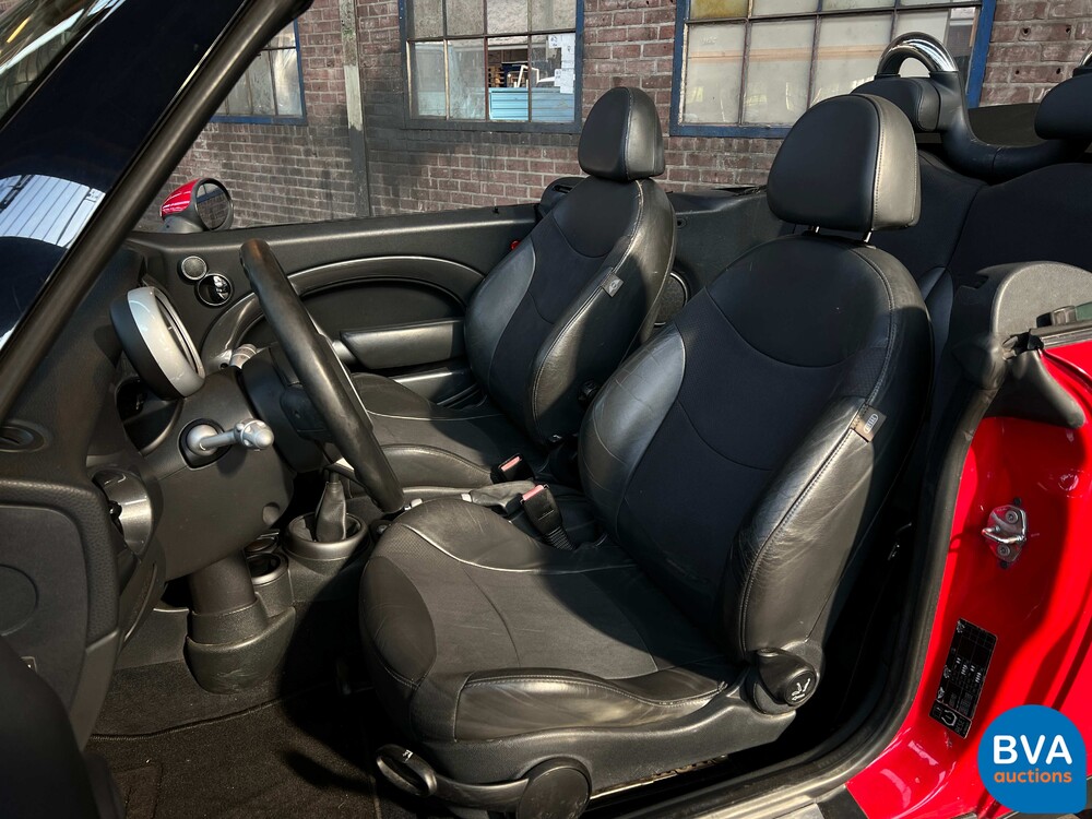 Mini Cabrio 1.6 Cooper Chili 116pk 2004 -Org. NL-, 87-PP-LN.