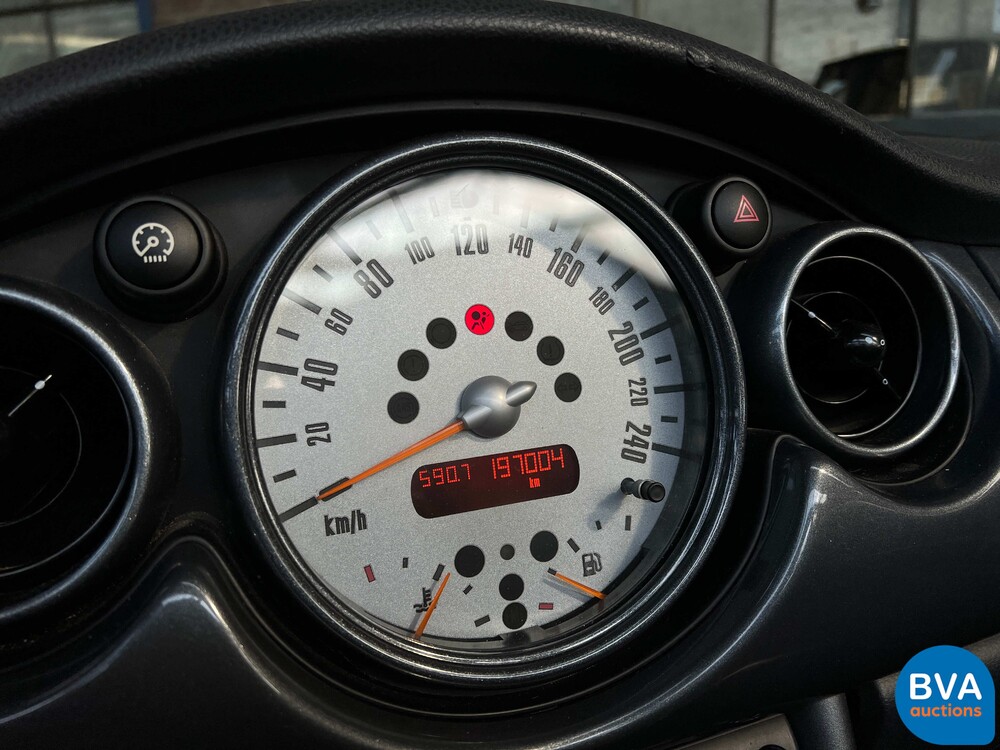 Mini Cabrio 1.6 Cooper Chili 116pk 2004 -Org. NL-, 87-PP-LN.