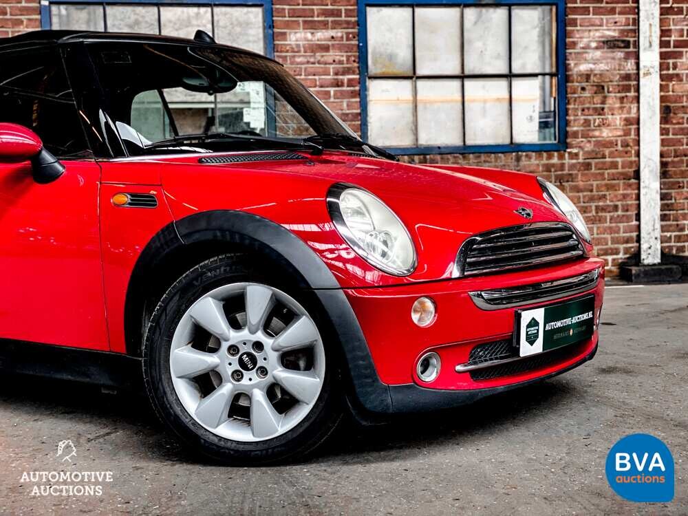 Mini Cabrio 1.6 Cooper Chili 116pk 2004 -Org. NL-, 87-PP-LN.