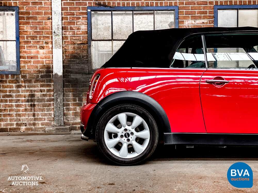 Mini Cabrio 1.6 Cooper Chili 116pk 2004 -Org. NL-, 87-PP-LN.