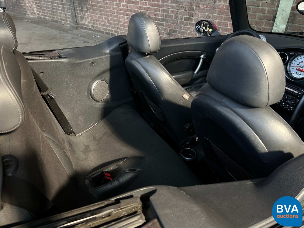 Mini Cabrio 1.6 Cooper Chili 116pk 2004 -Org. NL-, 87-PP-LN.