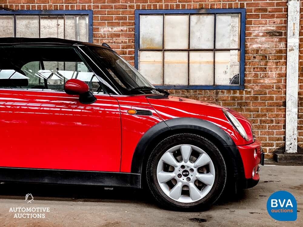 Mini Cabrio 1.6 Cooper Chili 116pk 2004 -Org. NL-, 87-PP-LN.