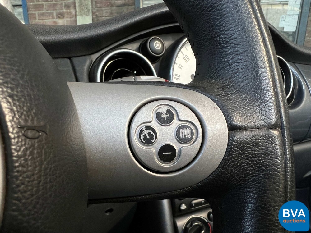 Mini Cabrio 1.6 Cooper Chili 116pk 2004 -Org. NL-, 87-PP-LN.