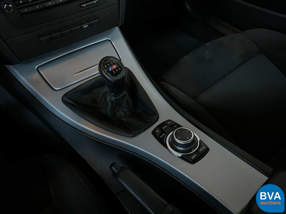 BMW 318i M-Sport 3er Reihe 143PS 2010 -Org. NL-, 98-LJH-2.