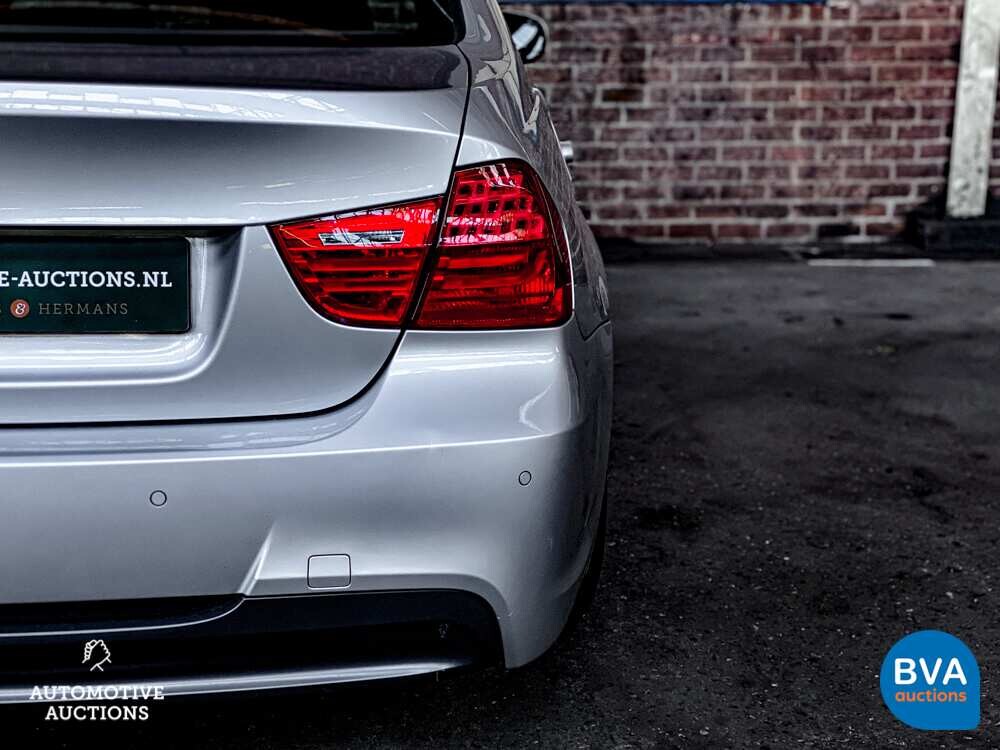 BMW 318i M-Sport 3er Reihe 143PS 2010 -Org. NL-, 98-LJH-2.