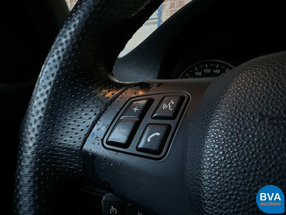 BMW 318i M-Sport 3er Reihe 143PS 2010 -Org. NL-, 98-LJH-2.