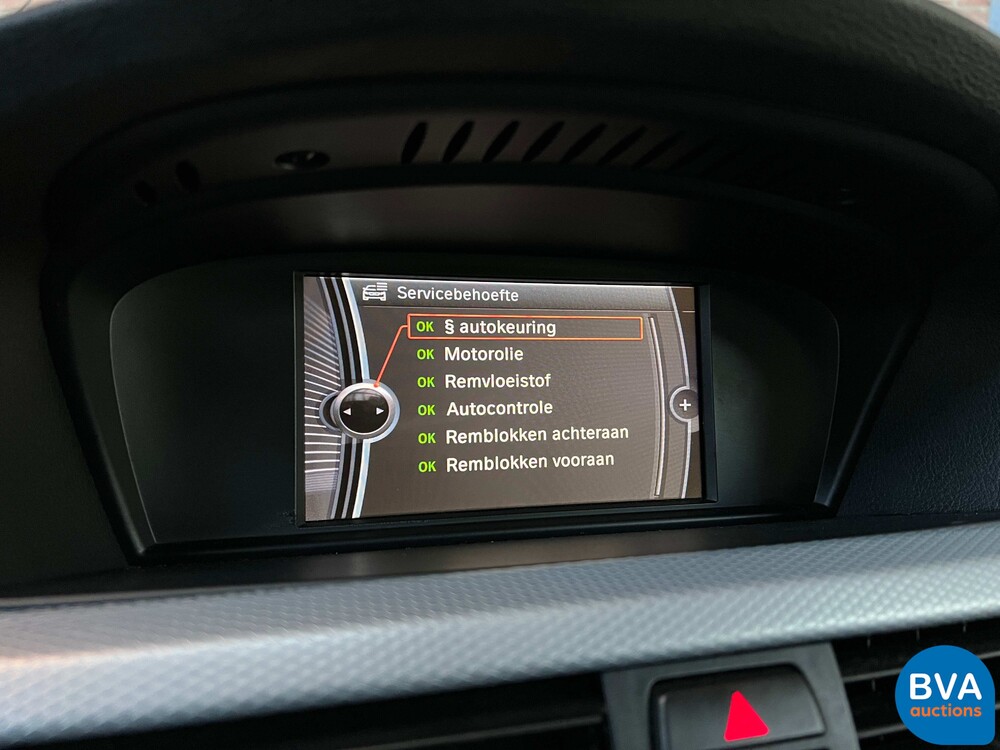 BMW 318i M-Sport 3er Reihe 143PS 2010 -Org. NL-, 98-LJH-2.