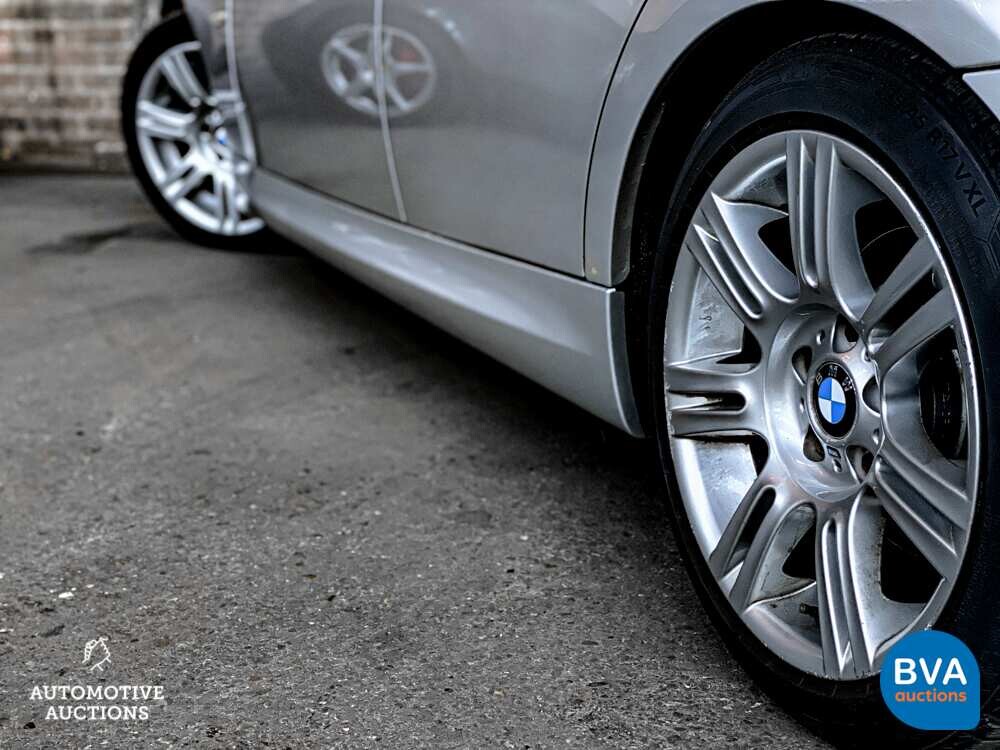 BMW 318i M-Sport 3er Reihe 143PS 2010 -Org. NL-, 98-LJH-2.