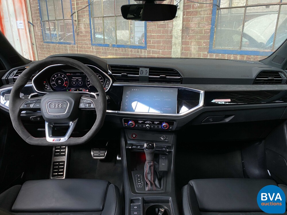 Audi RSQ3 Sportback Quattro 400PS 2022.