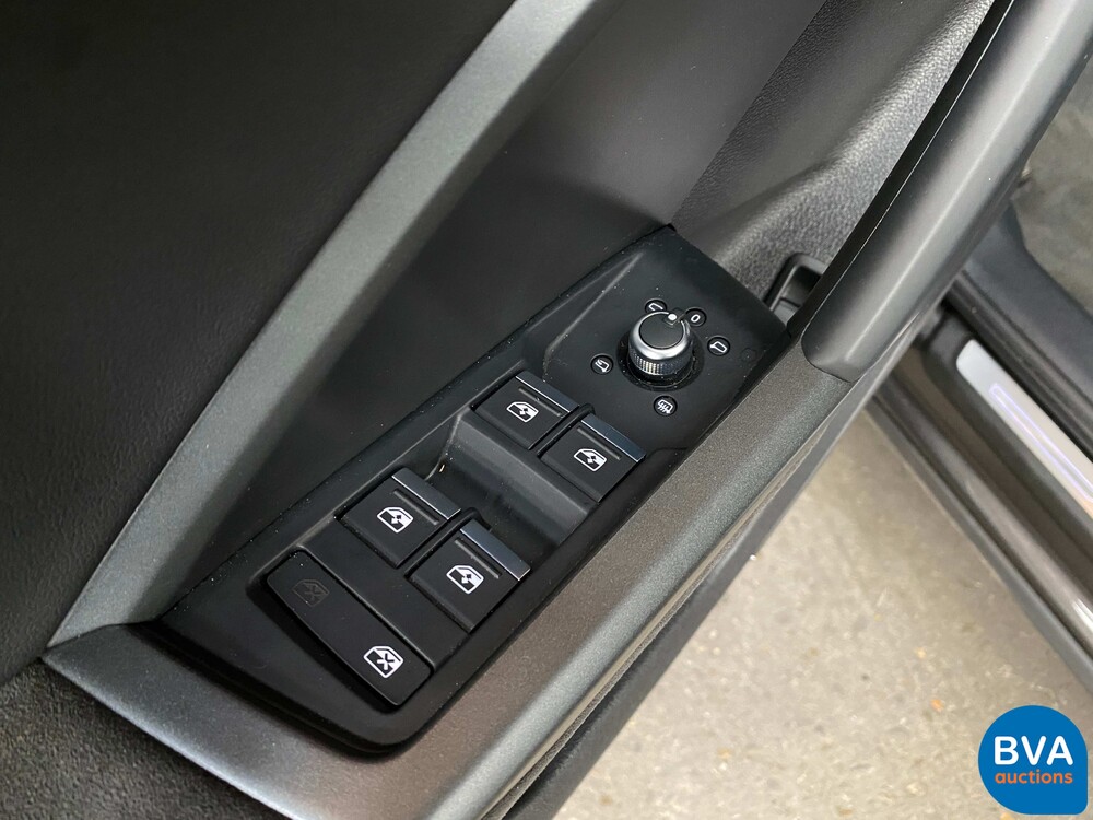 Audi RSQ3 Sportback Quattro 400PS 2022.